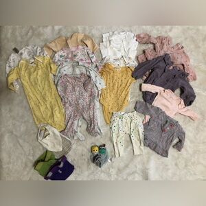 0 to 6 mo lot of baby girl clothes